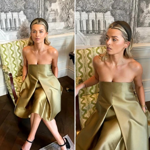 Solace London Gold Strapless Mini Dress - Picture 11 of 16